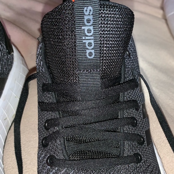 adidas shoes - Picture 3 of 7